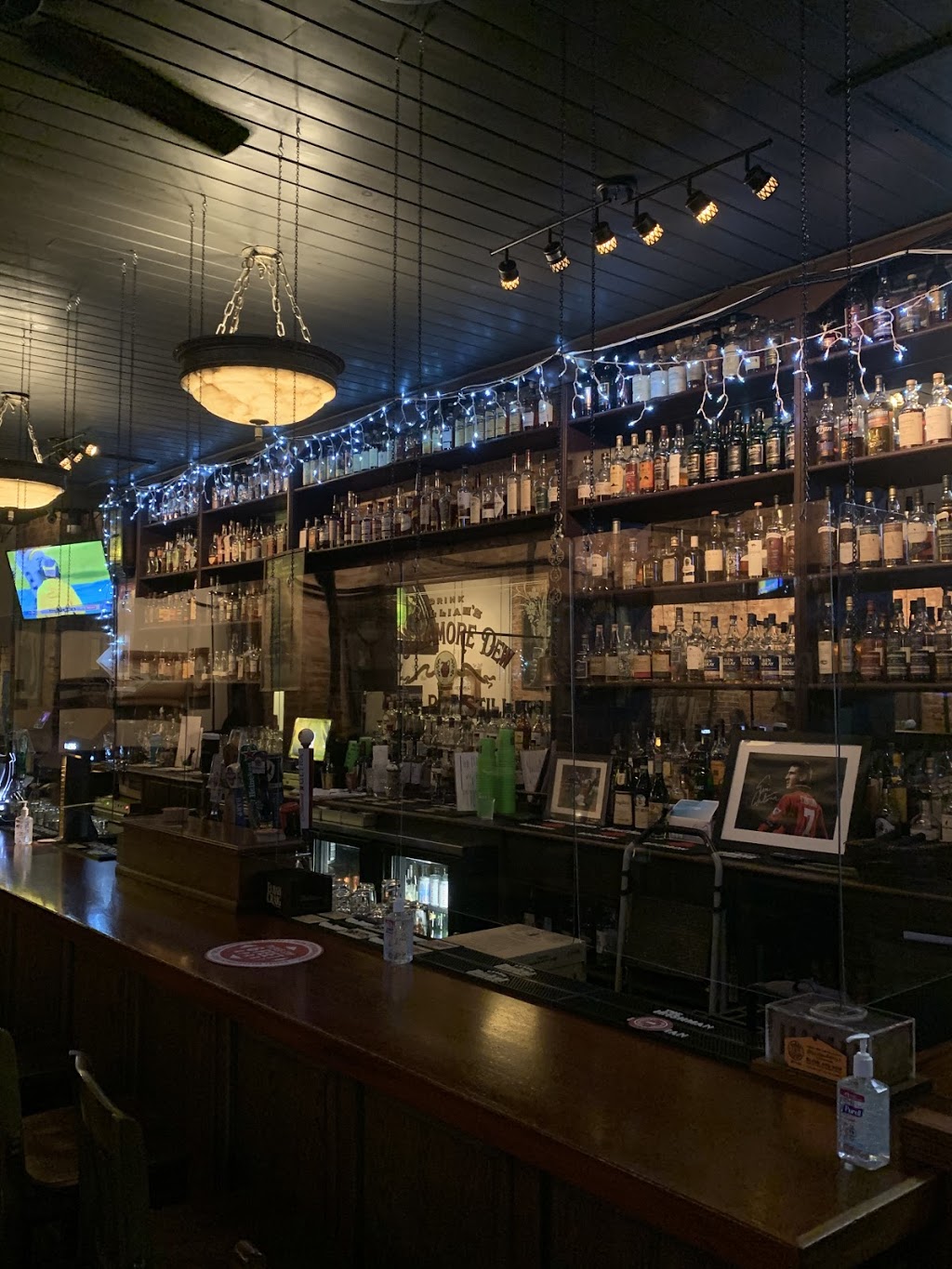 OSullivans Irish Pub | restaurant | 111 Sycamore St, Decatur, GA 30030, USA | 4043778055 OR +1 404-377-8055