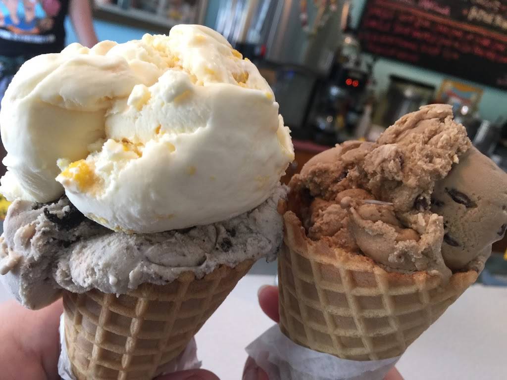 Pops Ice Cream | cafe | 1916 Memorial Ave SW, Roanoke, VA 24015, USA | 5403452129 OR +1 540-345-2129