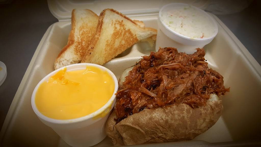 Frosty Bossie | restaurant | 314 Front St E, Coeburn, VA 24230, USA | 2763952083 OR +1 276-395-2083