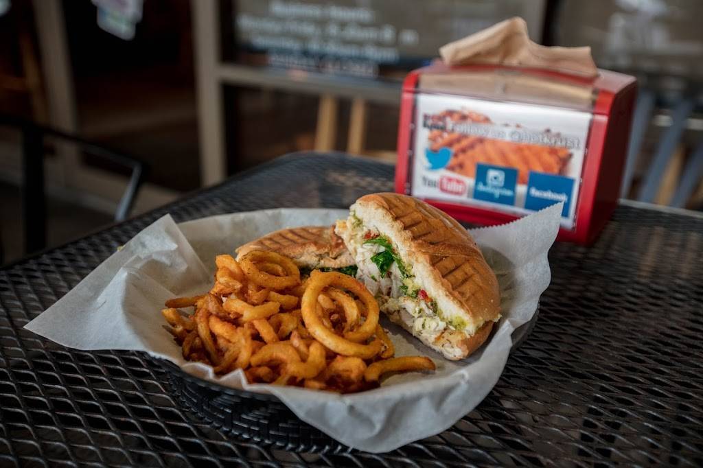 Hot Krust Panini Kitchen | restaurant | 8015 Turkey Lake Rd, Orlando, FL 32819, USA | 4073557768 OR +1 407-355-7768