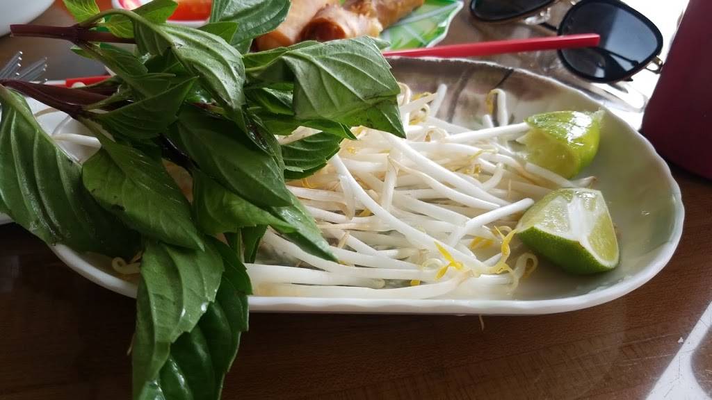 T & N Restaurant | restaurant | 109 S Broadway, Lawrence, MA 01843, USA | 9787948226 OR +1 978-794-8226