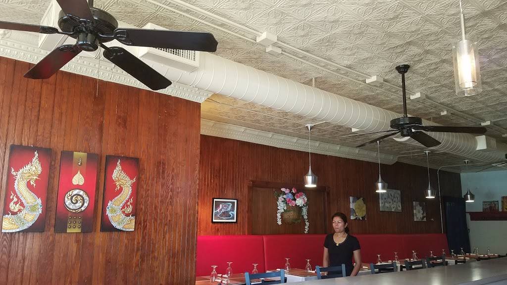 Siam Corner Thai Kitchen & Pho | restaurant | 199 Broad St, Windsor, CT 06095, USA | 8602988082 OR +1 860-298-8082