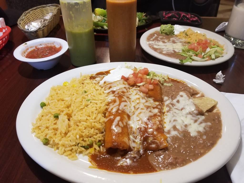 Casa Cruz Restaurant | restaurant | 2579 W Ramsey St, Banning, CA 92220, USA | 9519220123 OR +1 951-922-0123