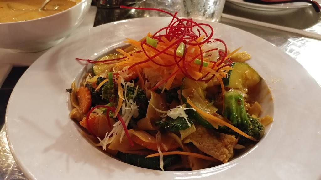 Thaiphoon Bistro | restaurant | 301 Glenwood Ave #190, Raleigh, NC 27603, USA | 9197204034 OR +1 919-720-4034