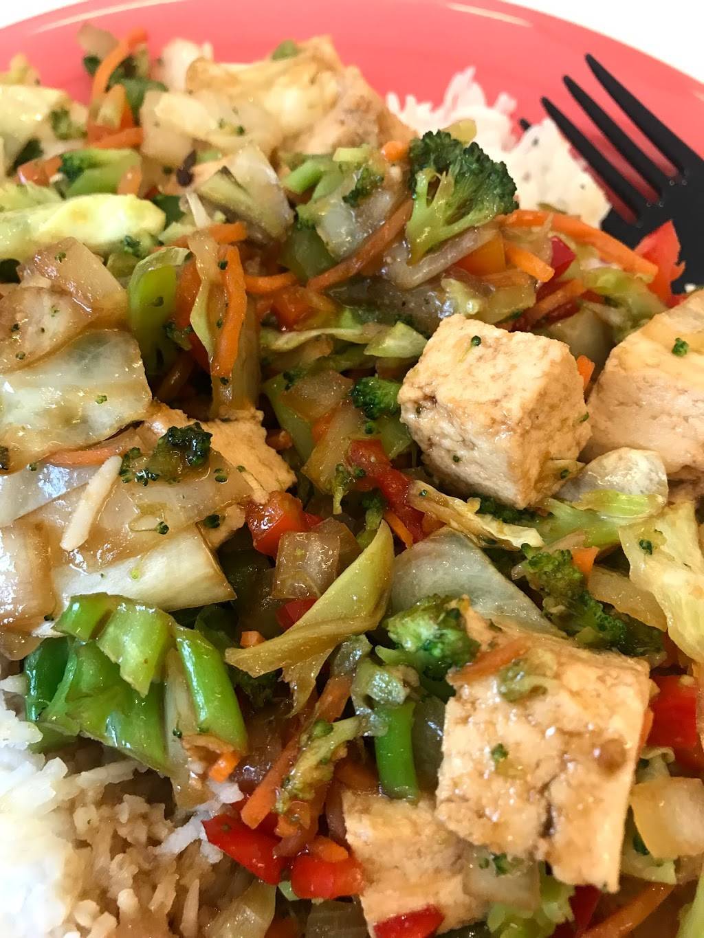 Naan | restaurant | Tinkham Veale University Center, 11038 Bellflower Rd, Cleveland, OH 44106, USA | 2163685681 OR +1 216-368-5681