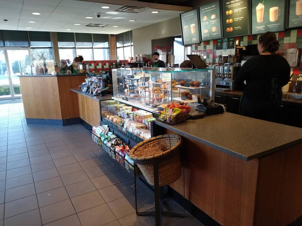 Starbucks | cafe | 506 Larkfield Rd, East Northport, NY 11731, USA | 6312661879 OR +1 631-266-1879