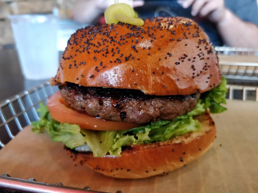 Baba Khans Burgers & Fried Chicken | restaurant | 17870 Newhope St Suite #103, Fountain Valley, CA 92708, USA | 7142417860 OR +1 714-241-7860