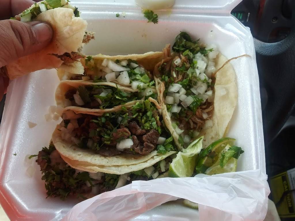 Tortilleria Poblanos Mexican Restaurant | restaurant | 1160 E Vine St, Kissimmee, FL 34744, USA | 4077505510 OR +1 407-750-5510