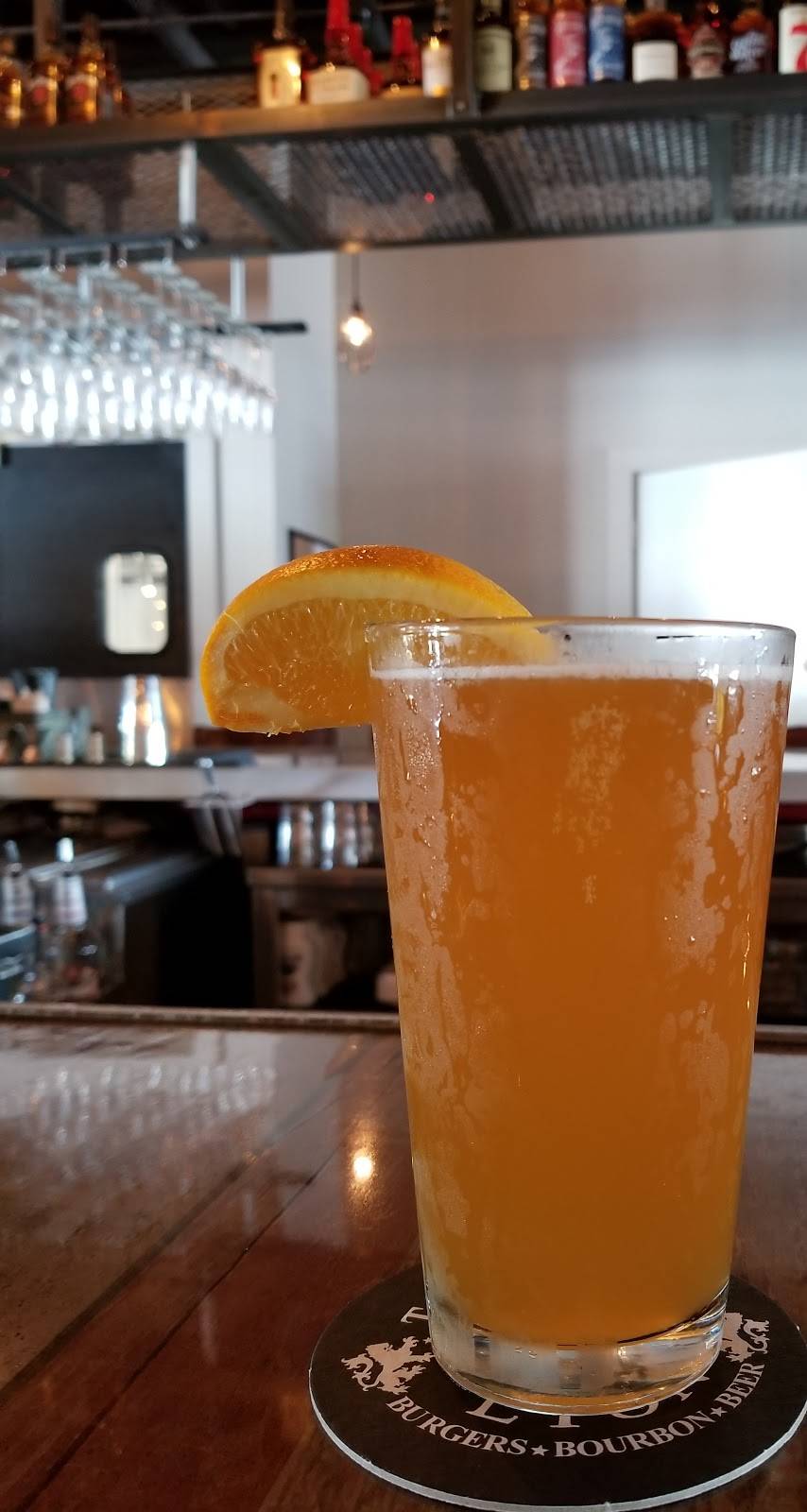 The Rusty Lyon | restaurant | 923 Broadway, Dunedin, FL 34698, USA | 7273030750 OR +1 727-303-0750