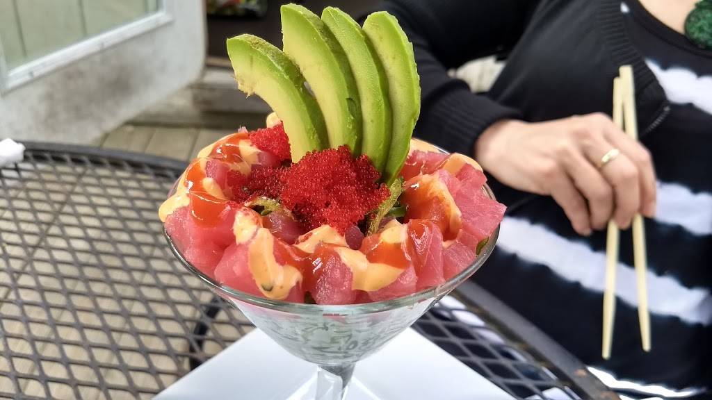 Matterhorn Restaurant | night club | 4969 Mountain Rd, Stowe, VT 05672, USA | 8022538198 OR +1 802-253-8198