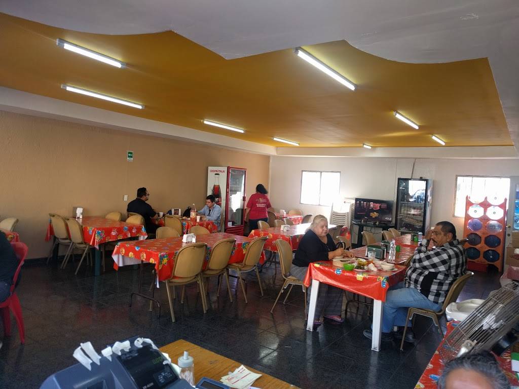 Pollos Pericos | restaurant | Avenidia Sánchez Taboada 9264, Sanchez Taboada Produtsa, 22101 Tijuana, B.C., Mexico | 016646260340 OR +52 664 626 0340