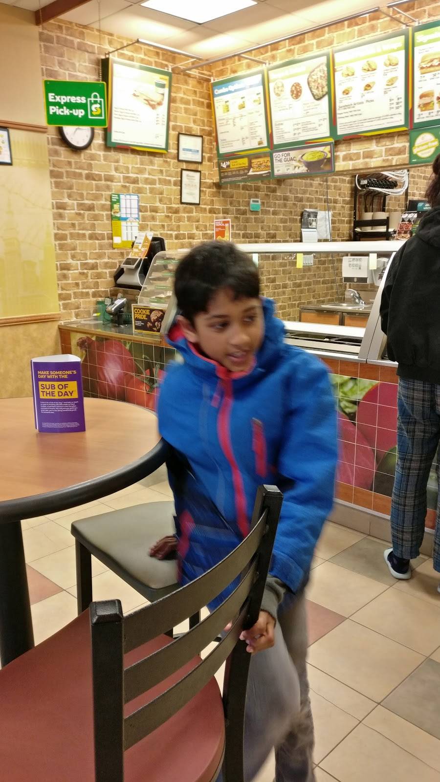 Subway | restaurant | 9830 Markham Rd Unit #4, Markham, ON L6E 0H7, Canada | 9052940094 OR +1 905-294-0094