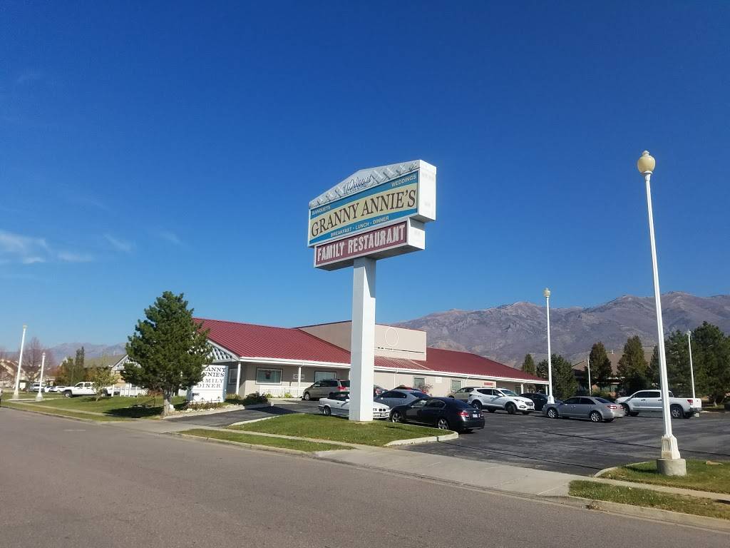 Granny Annies Family Restaurant and Banquet Center (Kaysville) | restaurant | 286 N 400 W, Kaysville, UT 84037, USA | 8015448817 OR +1 801-544-8817