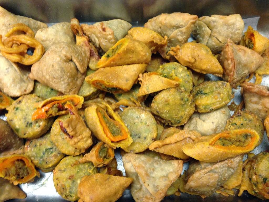 Amans Authentic Indian Cuisine | meal takeaway | 2680 Dekalb Pike, Norristown, PA 19401, USA | 6102775565 OR +1 610-277-5565