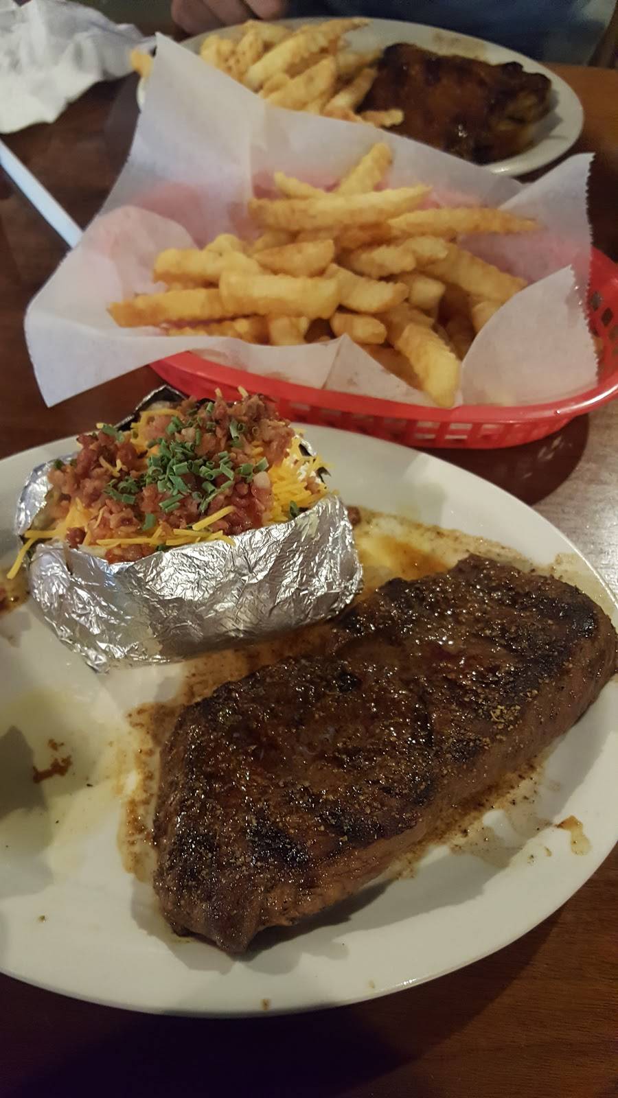 Mopeys Family Restaurant | restaurant | 1693 Nashville Hwy, Lewisburg, TN 37091, USA | 9313593515 OR +1 931-359-3515