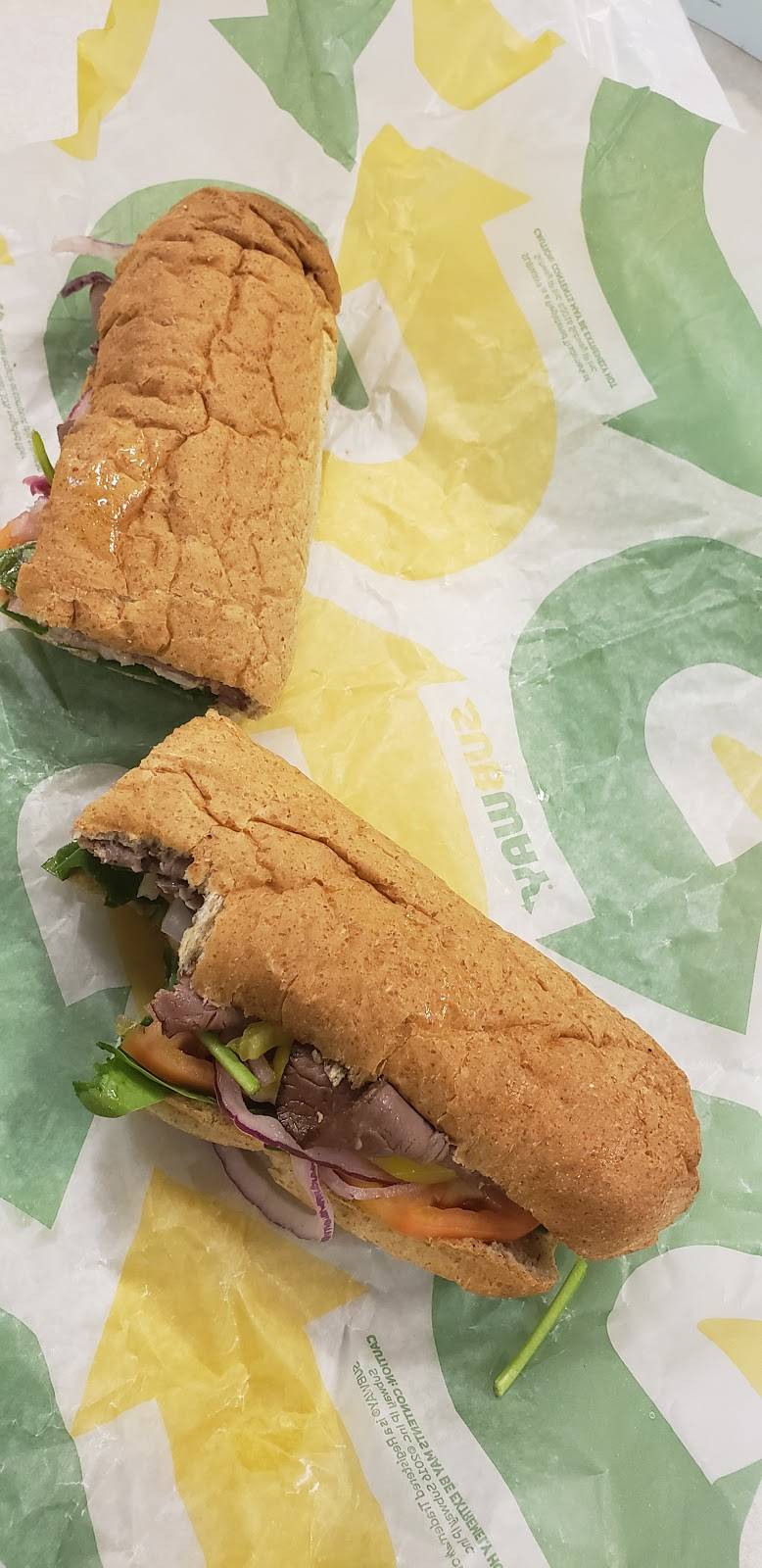 Subway | restaurant | 3710 S Gessner Rd, Houston, TX 77063, USA | 7139759968 OR +1 713-975-9968