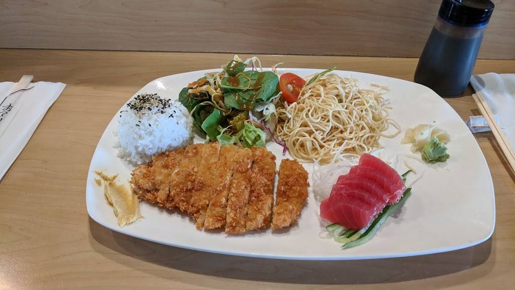 Zen Toro Japanese Bistro | restaurant | 132 E St #100, Davis, CA 95616, USA | 5307530154 OR +1 530-753-0154