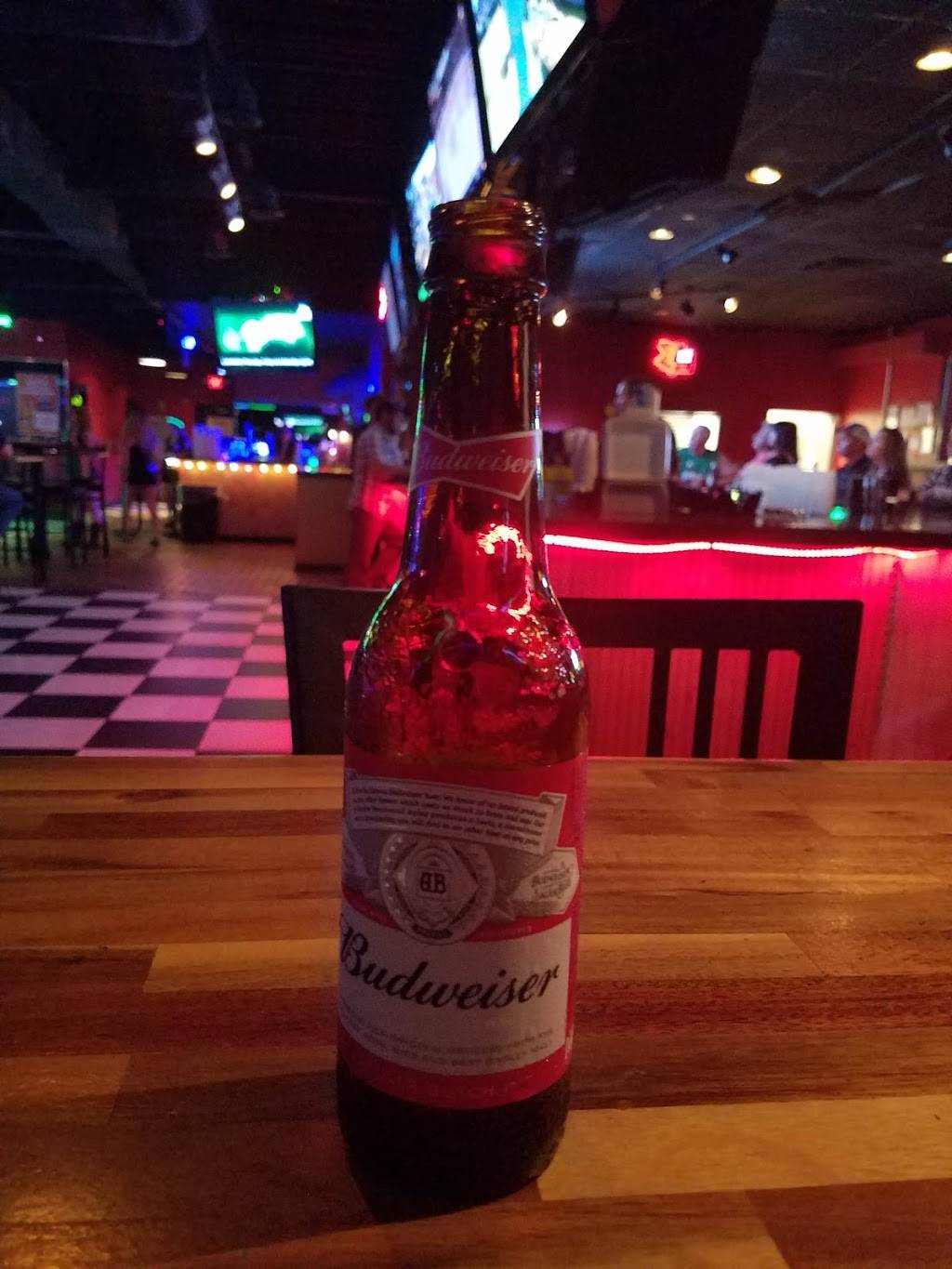 The Eagles Nest Rockin Country Bar | restaurant | 1723 Parkview Dr, Chesapeake, VA 23320, USA | 7574209191 OR +1 757-420-9191