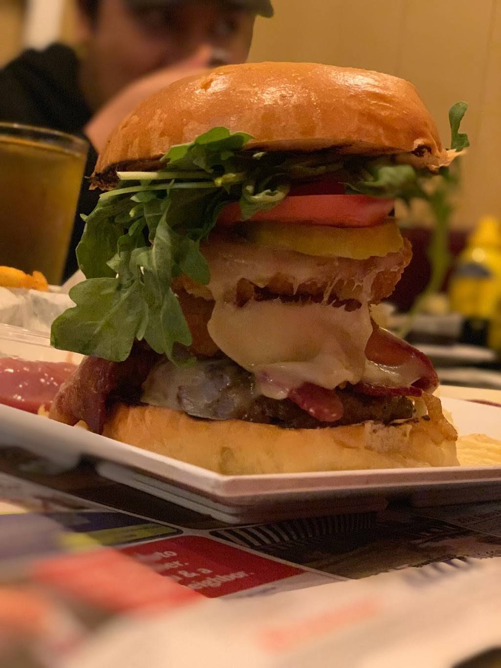 Ale House | restaurant | 3546 West Chester Pike, Newtown Square, PA 19073, USA | 6103531618 OR +1 610-353-1618