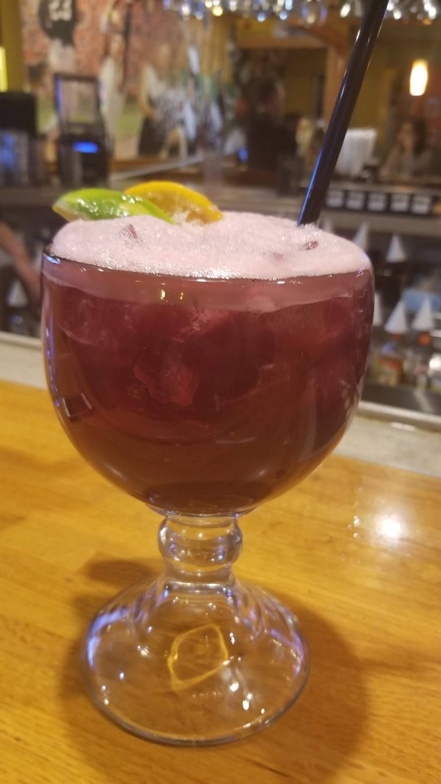 Applebees Grill + Bar | restaurant | 1125 E Main St, Carbondale, IL 62901, USA | 6185295715 OR +1 618-529-5715