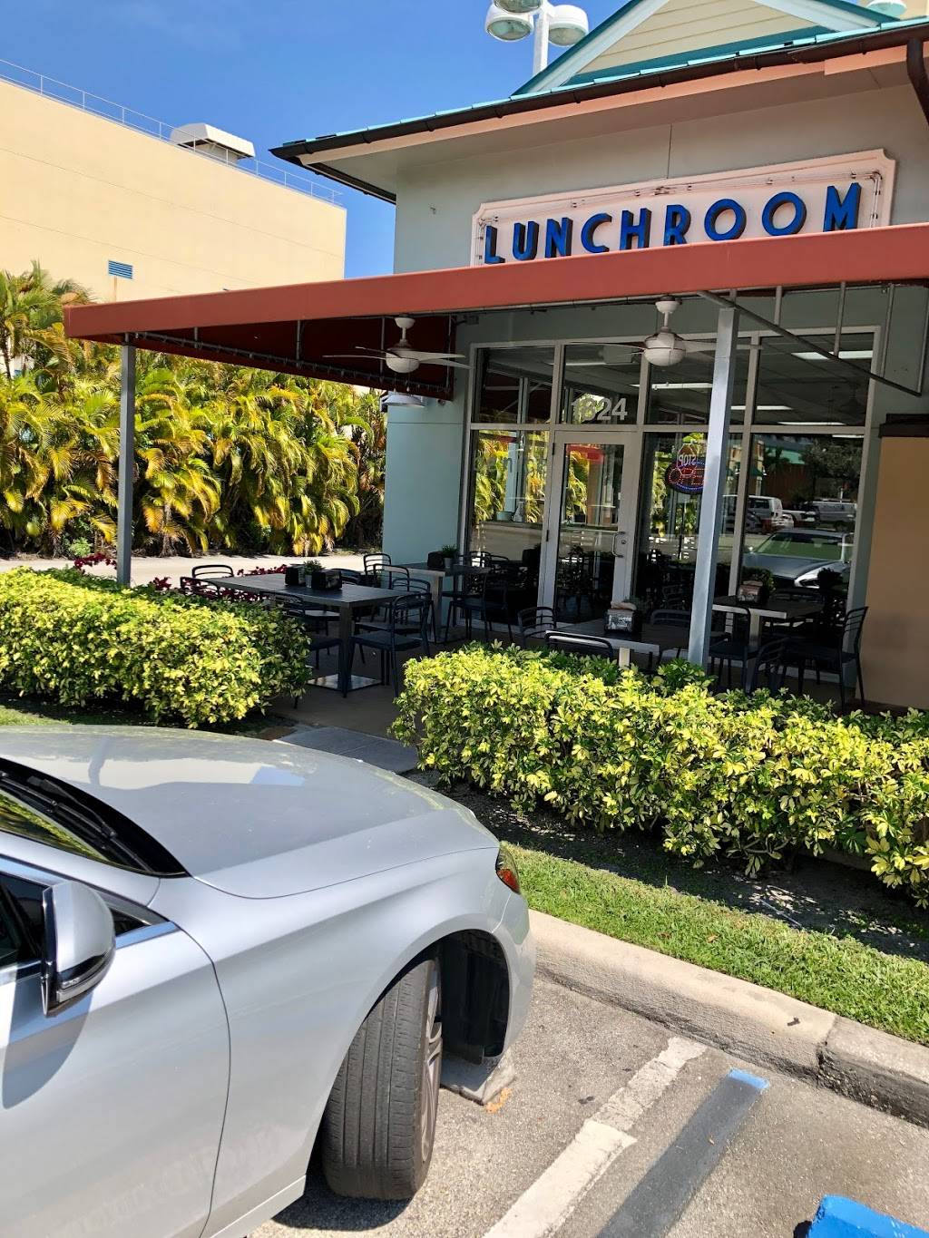 Lunchroom - Cordova | restaurant | 1824 Cordova Rd, Fort Lauderdale, FL 33316, USA | 9545305124 OR +1 954-530-5124