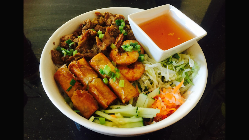 Pho Corner | restaurant | 740 N Bedford Rd, Bedford Hills, NY 10507, USA | 9142421662 OR +1 914-242-1662