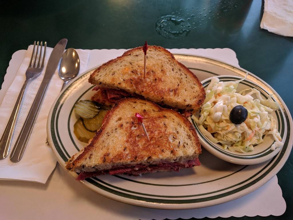 Mels Drive-In | restaurant | 3355 Geary Blvd, San Francisco, CA 94118, USA | 4153872255 OR +1 415-387-2255