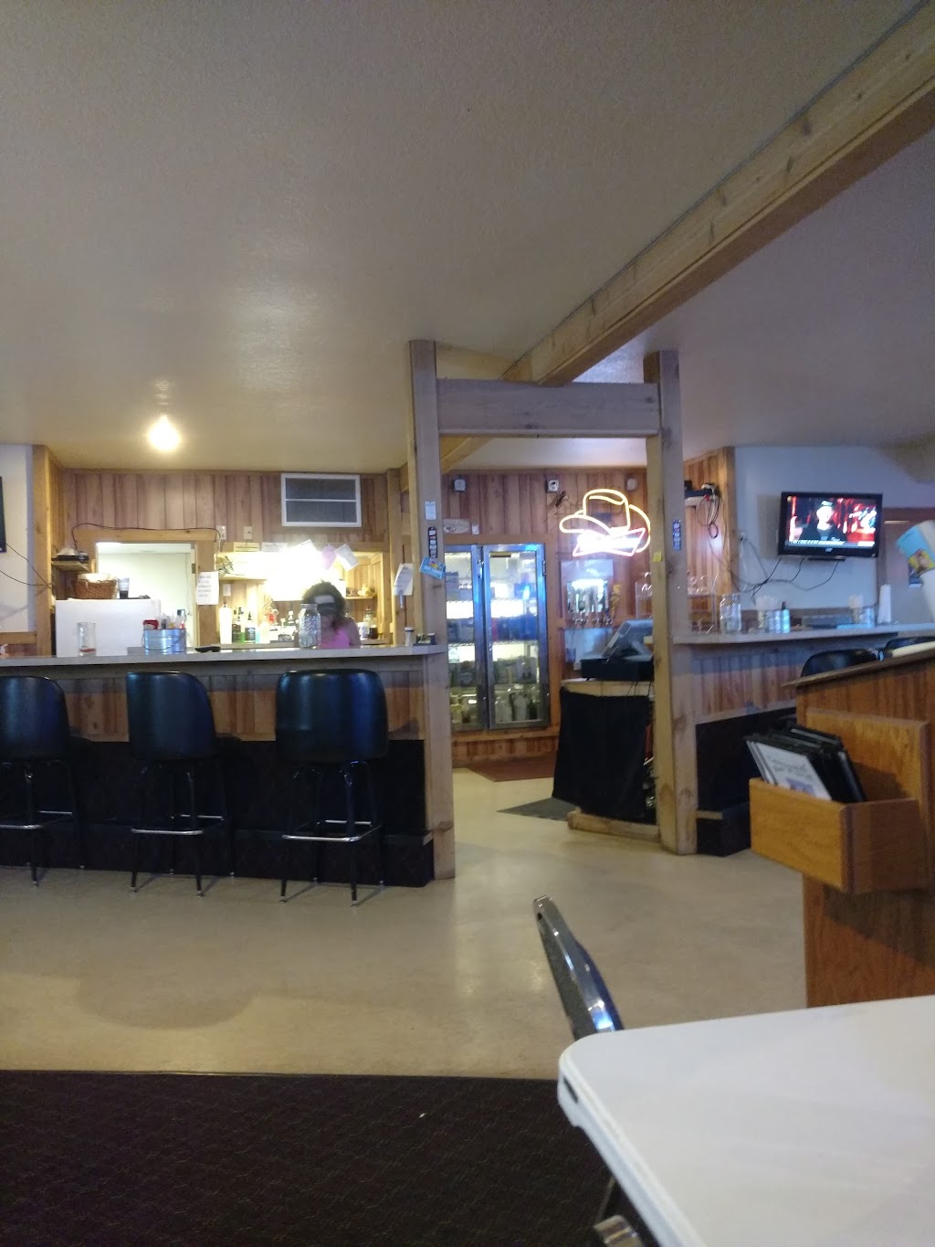 Cannonball Bar and Grill LLC | restaurant | 801 E Kansas Ave, Greensburg, KS 67054, USA | 6207232866 OR +1 620-723-2866