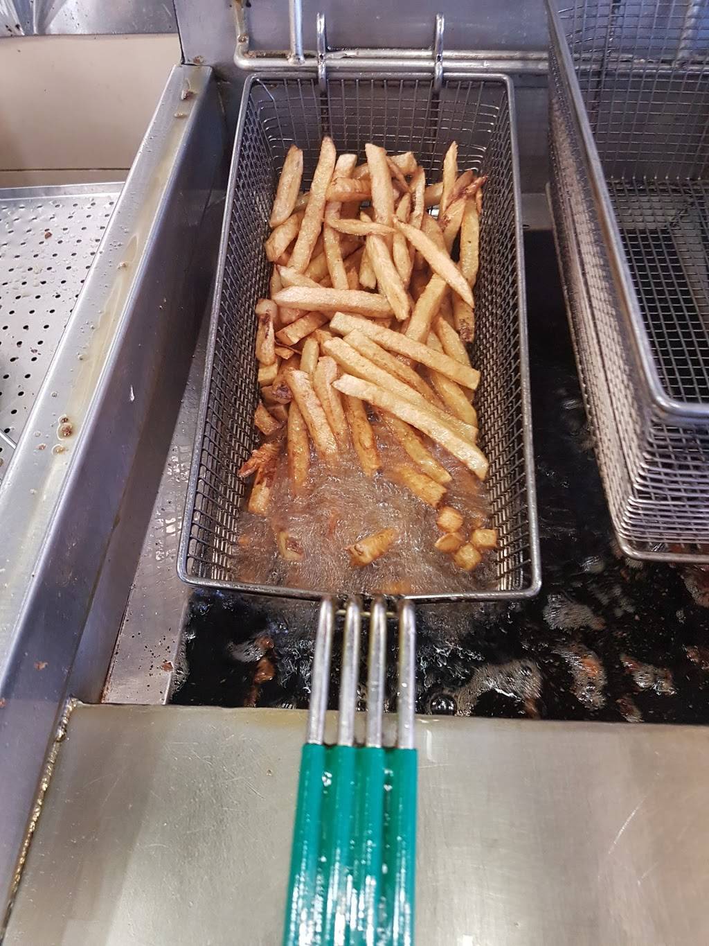 Restaurant Chez Job | restaurant | 1652, Chemin Gascon, Terrebonne, QC J6X 3A3, Canada | 4504163316 OR +1 450-416-3316