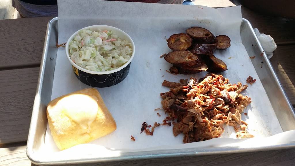 Dickeys Barbecue Pit | restaurant | 12620 Day St, Moreno Valley, CA 92553, USA | 9516531340 OR +1 951-653-1340