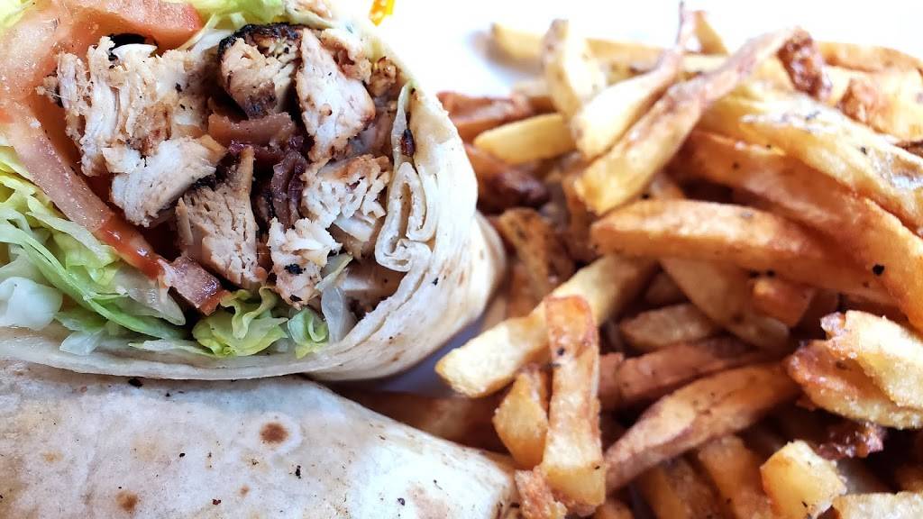 Grille on Main Restaurant & Bar | restaurant | 306 Main St, Douglas, MA 01516, USA | 5084765661 OR +1 508-476-5661