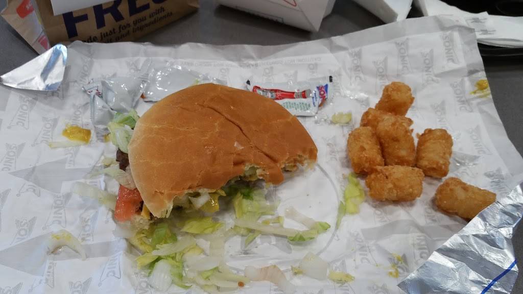 Sonic Drive-In | restaurant | 4880 Mountain Creek Pkwy, Dallas, TX 75236, USA | 9727097531 OR +1 972-709-7531