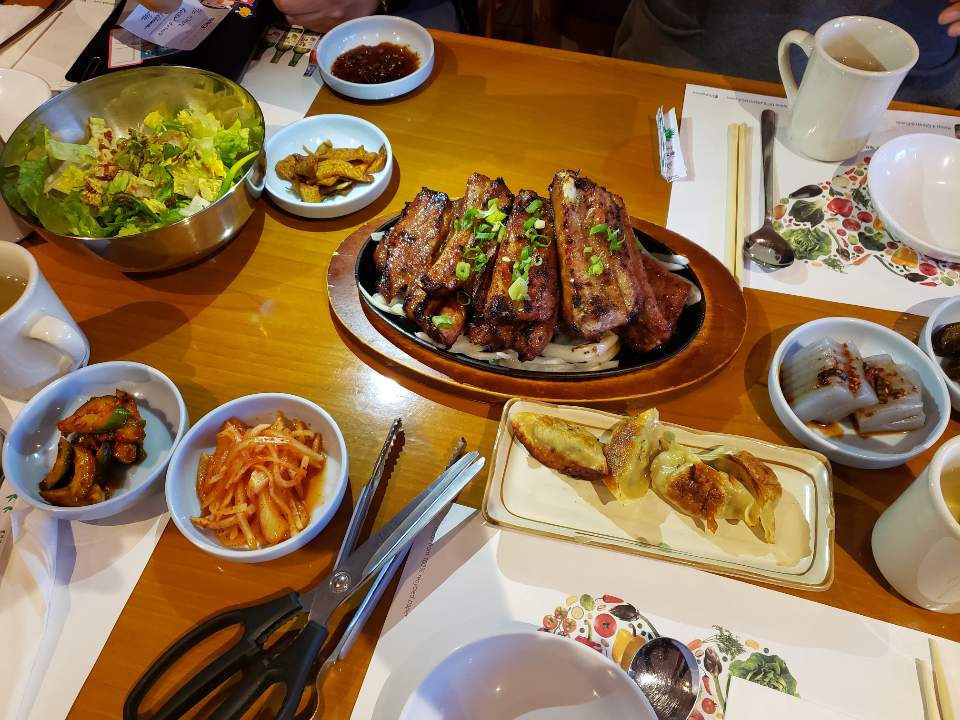 Ewhajung (이화정) | restaurant | 3700 W Olympic Blvd #101, Los Angeles, CA 90019, USA | 3237662000 OR +1 323-766-2000