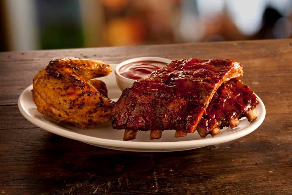 Montgomery Inn- The Original | restaurant | 9440 Montgomery Rd, Cincinnati, OH 45242, USA | 5137913482 OR +1 513-791-3482