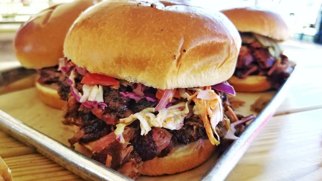 Maples Barbecue | restaurant | 1800 NW 16th St, Oklahoma City, OK 73106, USA | 4056043344 OR +1 405-604-3344