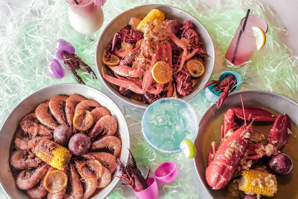 Hook & Reel Cajun Seafood Restaurant and Bar | restaurant | 363 Broadway Mall, Hicksville, NY 11801, USA | 5167190388 OR +1 516-719-0388