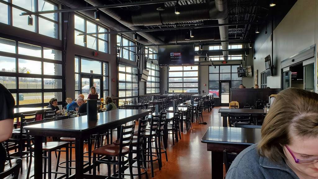 Black Rock Bar & Grill | restaurant | 550 Trade Centre Way, Portage, MI 49002, USA | 2694599427 OR +1 269-459-9427