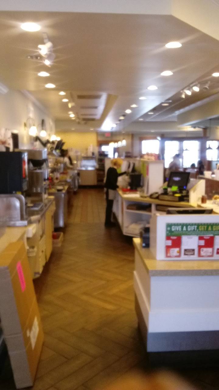 Bob Evans | meal takeaway | 23100 Allen Rd, Woodhaven, MI 48183, USA | 7346715488 OR +1 734-671-5488