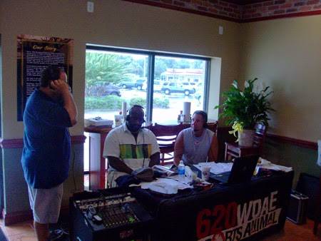 Westshore Pizza XIV | restaurant | 1969 Drew St, Clearwater, FL 33765, USA | 7274464444 OR +1 727-446-4444