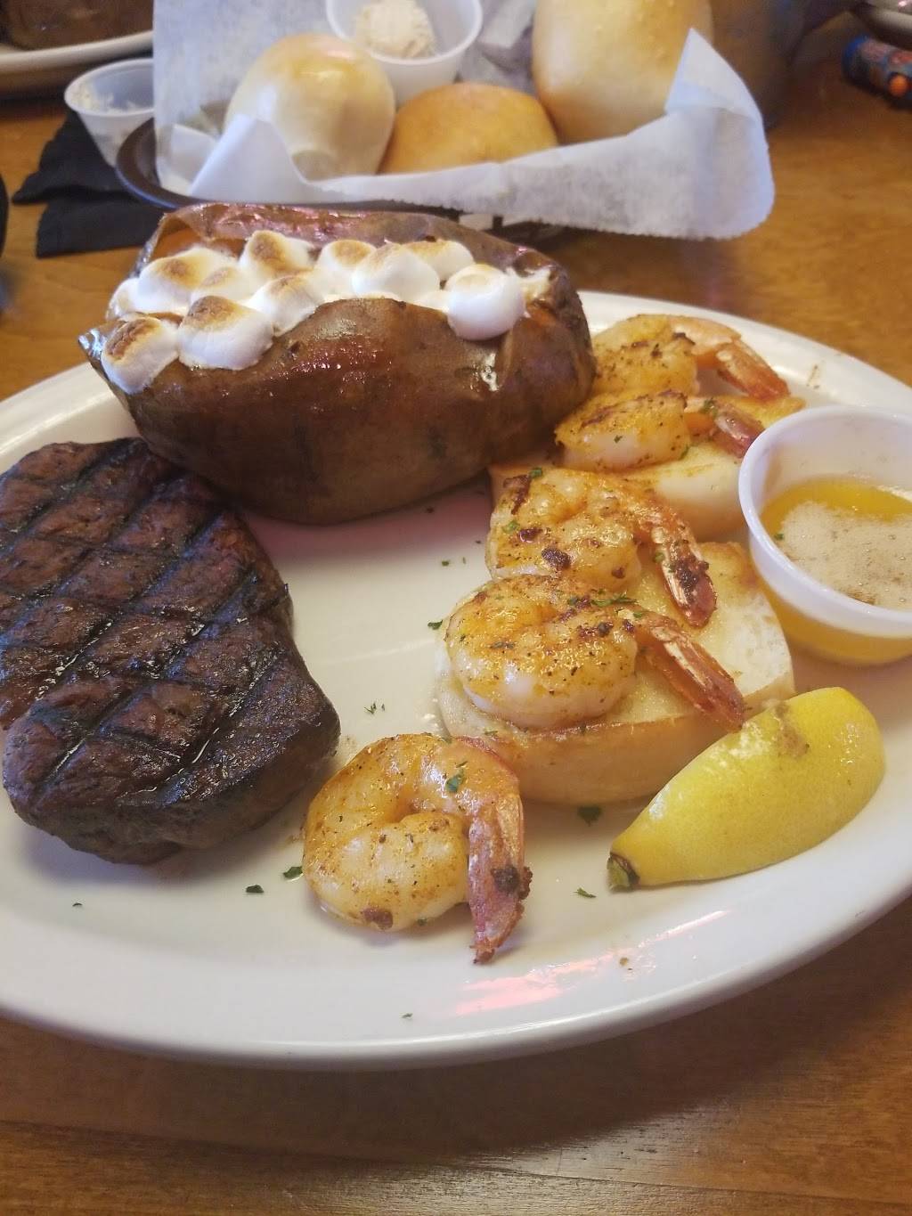 Texas Roadhouse | restaurant | 201 Grand Hill Pl, Holly Springs, NC 27540, USA | 9195771900 OR +1 919-577-1900