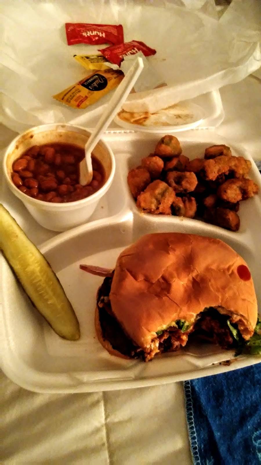 Bubbas BBQ Bash | restaurant | 827 W Blackstock Rd, Spartanburg, SC 29301, USA | 8645827487 OR +1 864-582-7487