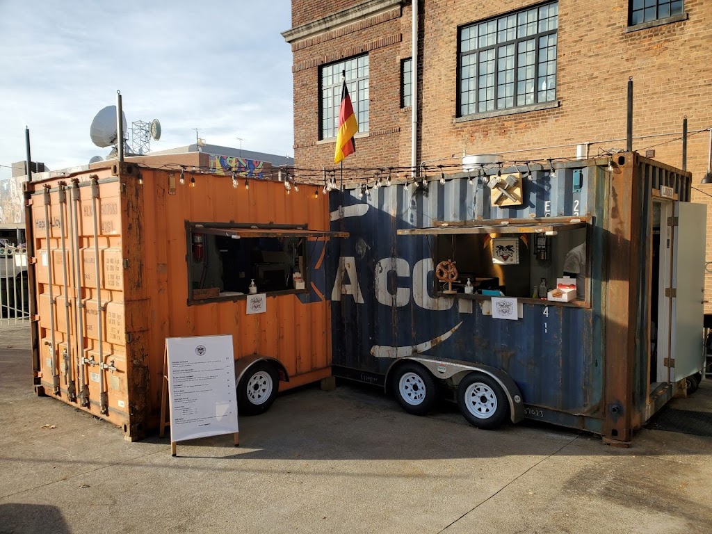 The Lübecker | restaurant | 222 W 12th St, Cincinnati, OH 45202, USA | 5132049631 OR +1 513-204-9631