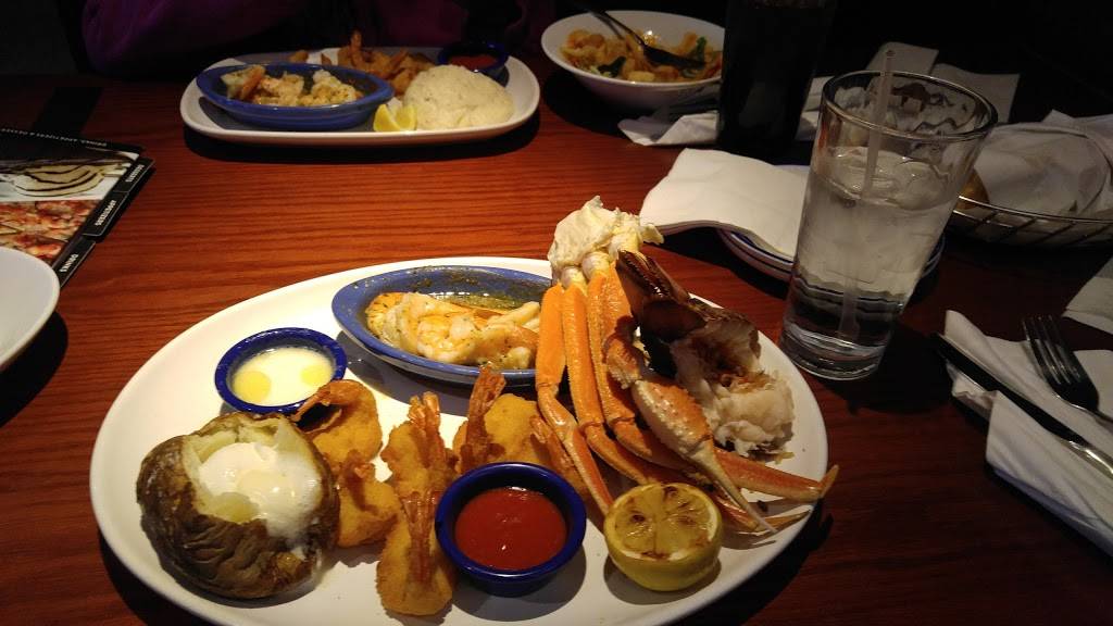 Red Lobster | restaurant | 1752 Shadeland Ave, Indianapolis, IN 46219, USA | 3173521679 OR +1 317-352-1679