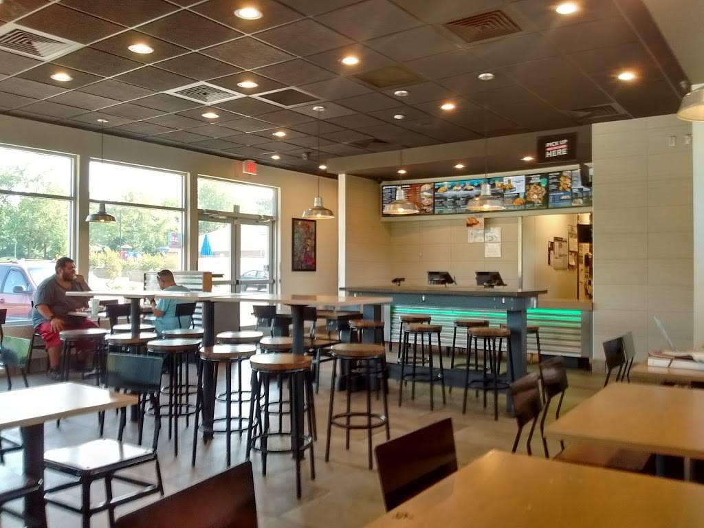 Taco Bell | meal takeaway | 48 Knox Way, Chapel Hill, NC 27516, USA | 9192405567 OR +1 919-240-5567