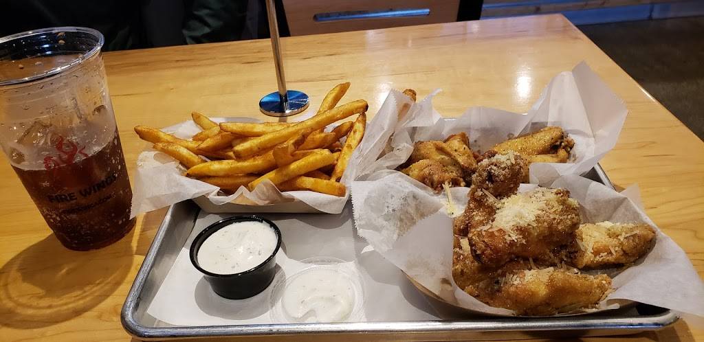 Fire Wings Davis | restaurant | 640 W Covell Blvd Suite F, Davis, CA 95616, USA | 5302201310 OR +1 530-220-1310