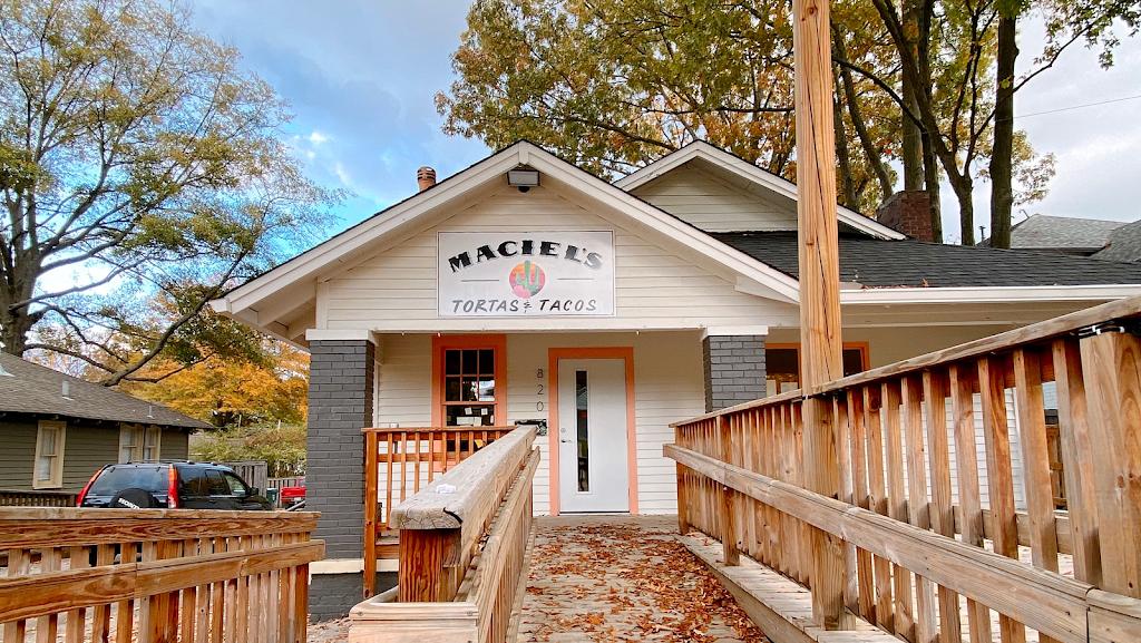 Maciels Tortas & tacos (Midtown) | restaurant | 820 Cooper St, Memphis, TN 38104, USA | 9014435346 OR +1 901-443-5346
