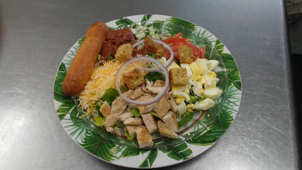 The Pub At Lake Henry | restaurant | 1 Century Dr, Winter Haven, FL 33881, USA | 8632946506 OR +1 863-294-6506