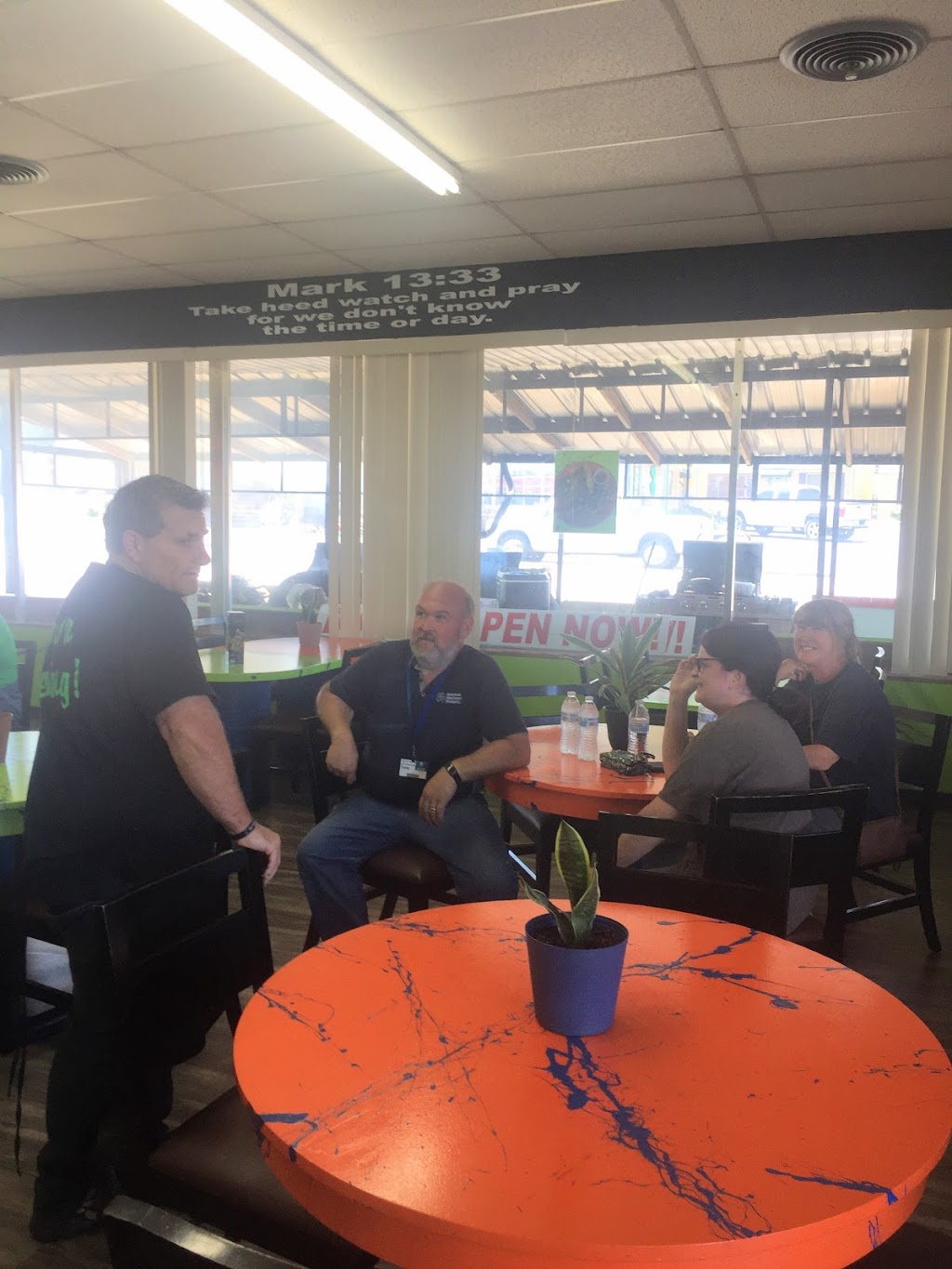 3 in 1 Frozen Creamery | restaurant | 322 W Broadway St, Newport, TN 37821, USA | 4087575655 OR +1 408-757-5655