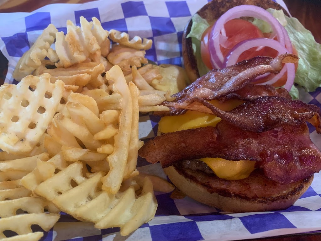 Wyarno Bar & Grill | restaurant | 1041 Wyarno Rd, Wyarno, WY 82845, USA | 3077374700 OR +1 307-737-4700