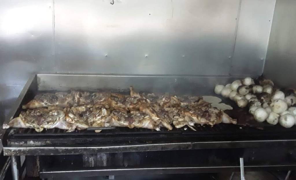 Pollos y Carnes Asadas Al Carbon Monterrey | restaurant | 10755 Veterans Memorial Dr, Houston, TX 77038, USA | 3462696616 OR +1 346-269-6616